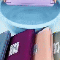 VoyageMate: The Ultimate Foldable Travel Companion